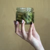 Niska staklenka 330ml - sa zlatnim poklopcem fi 82/6, 6 kom. - 8 