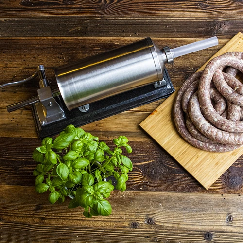Horizontalna punilica za kobasice 4 kg - 12