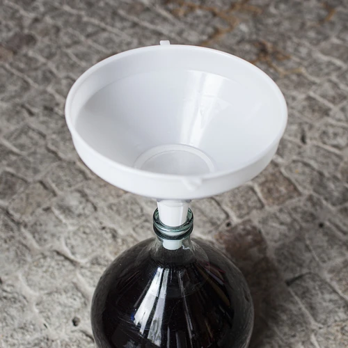 Plastični lijevak fi 30cm - 6