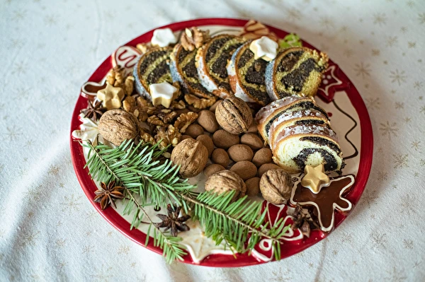 Božićna makovnjača koja uvijek uspije!