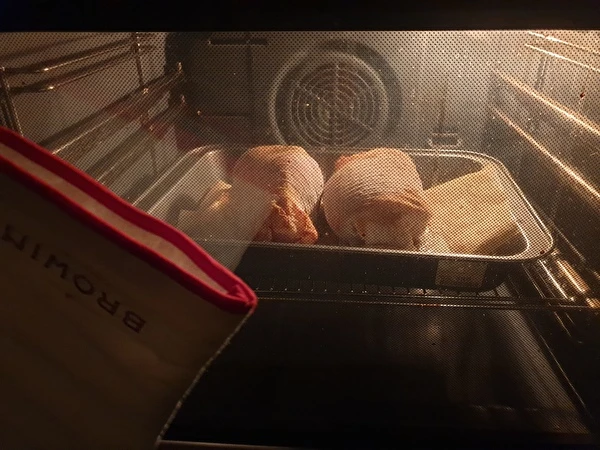 Domaća pečena šunka