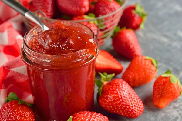 Domaći džem od jagoda sa smanjenim udjelom šećera