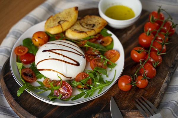 Domaći sir tipa mozzarella