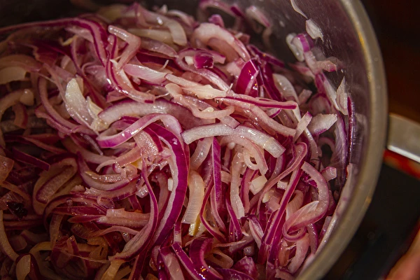 Konfitura od crvenog luka