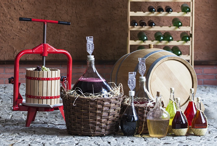 Browin Przepiśnik - Jak przygotować wino krok po kroku?