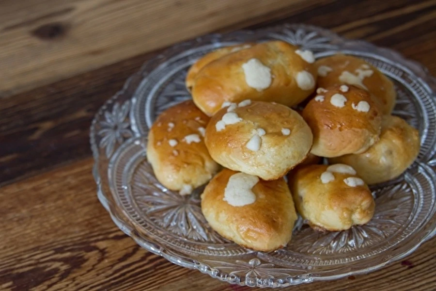 Browin Przepiśnik - Slatke buhtle sa šljivama