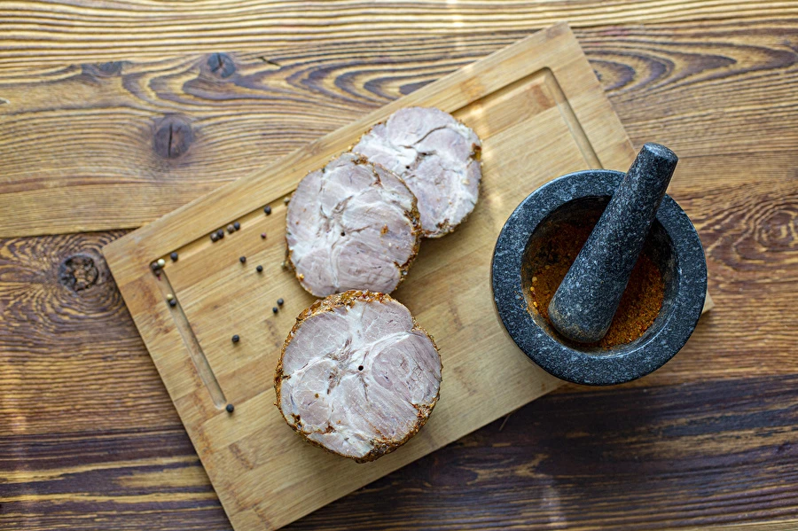 Browin Przepiśnik - Svinjski vrat iz šunkovara